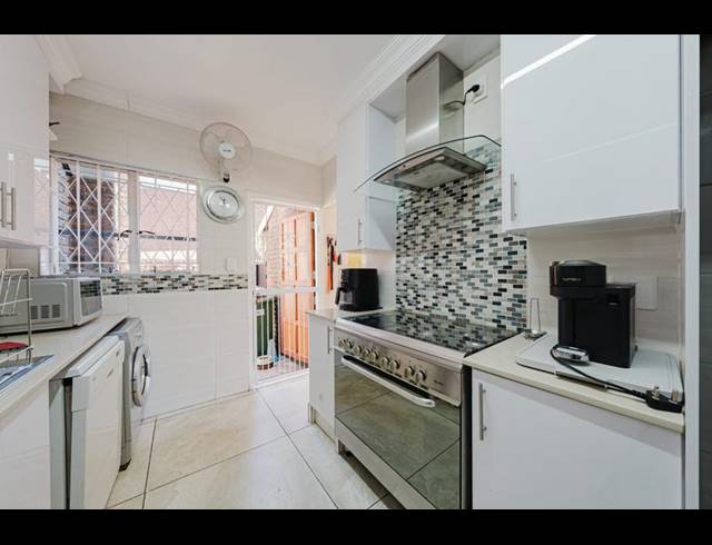 3 BEDROOM TOWNHOUSE FOR SALE IN BRACKENHURST